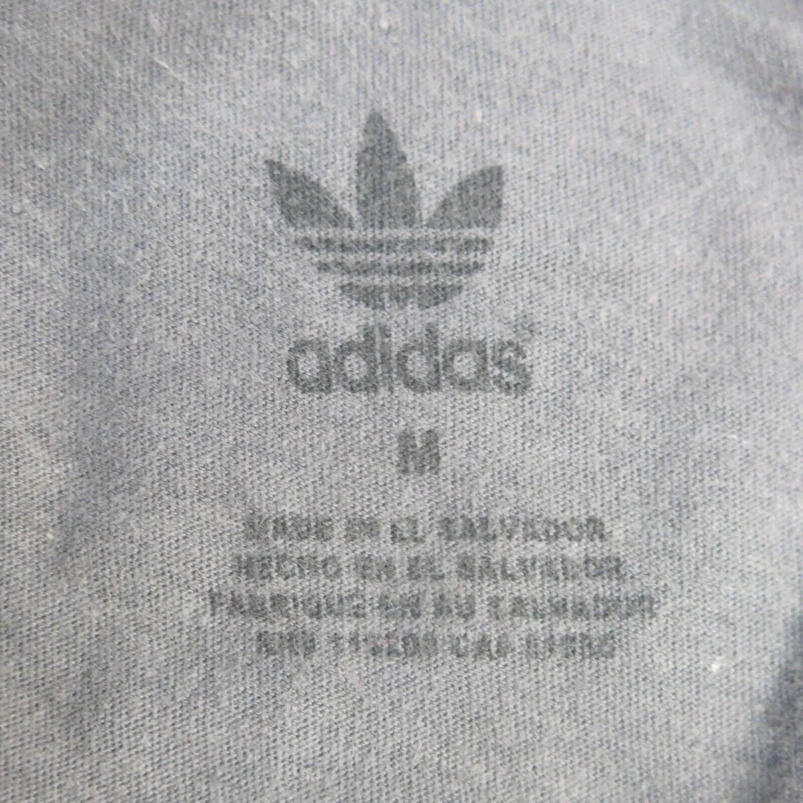 Adidas Chicago Mens Pullover T Shirt Crew Neck Short Sleeve Gray Size Medium