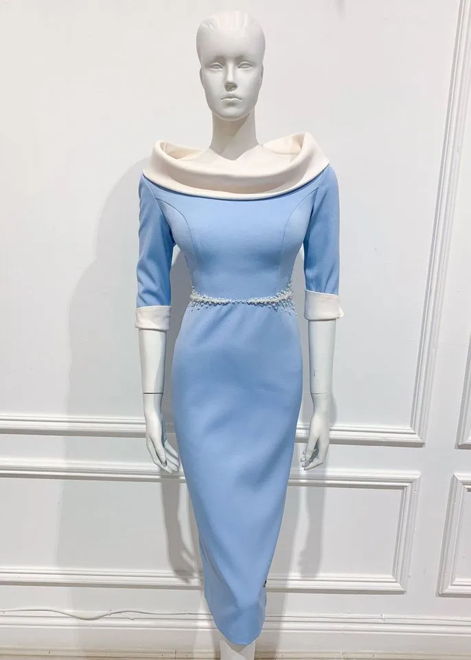 Casa dress in solid Blue white