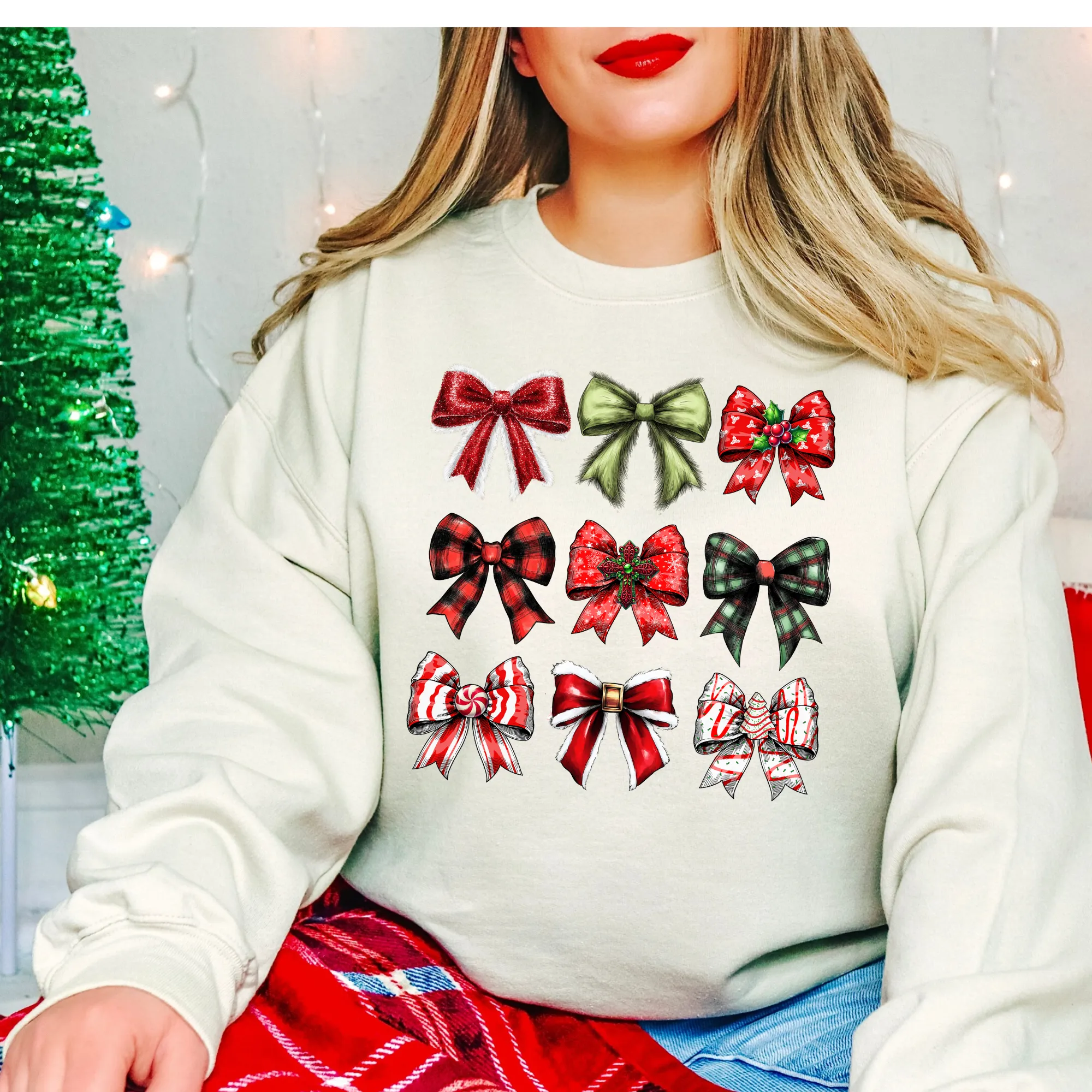 Coquette Bow Christmas Crewneck Sweatshirt