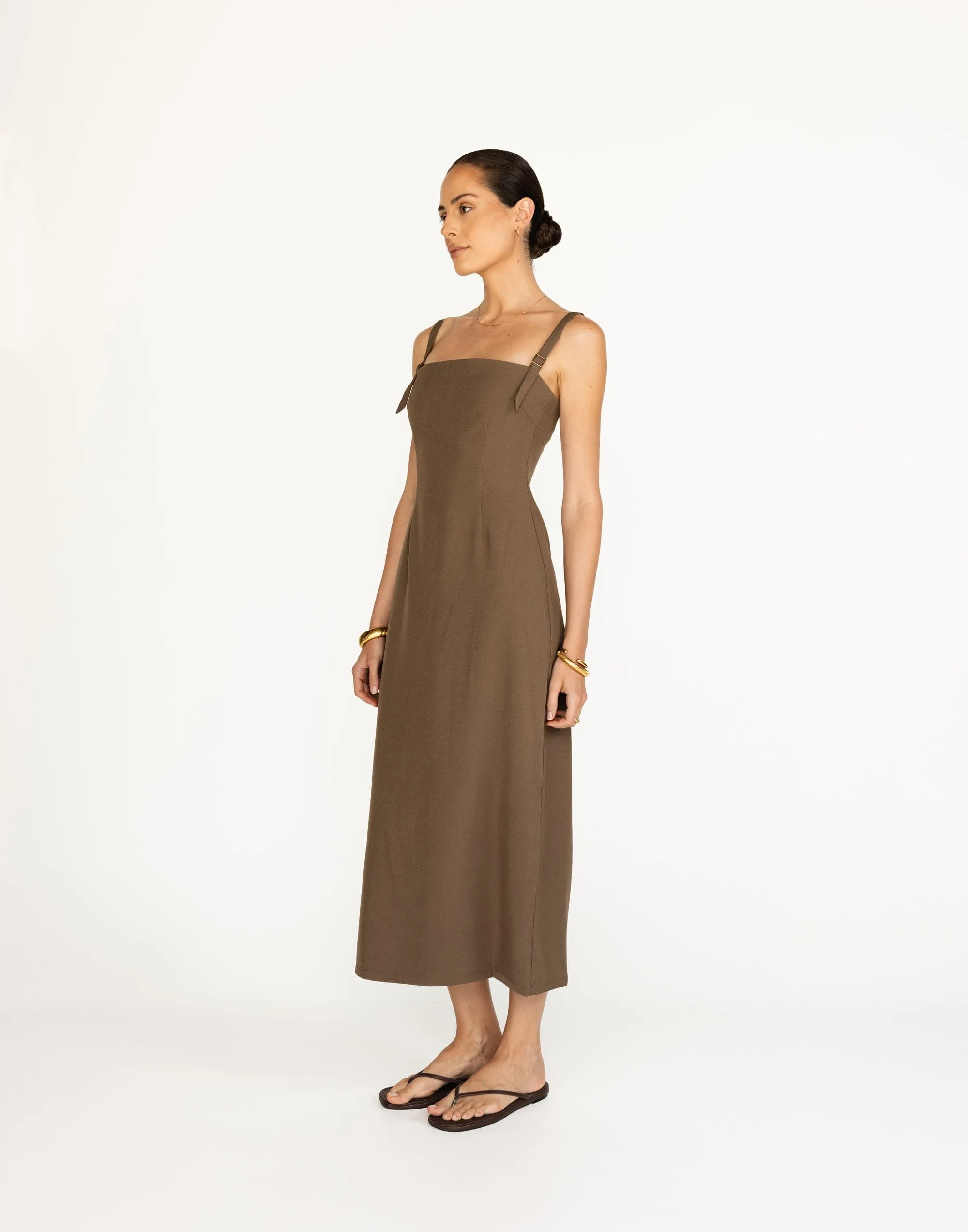 Dominique Maxi Dress (Coffee)