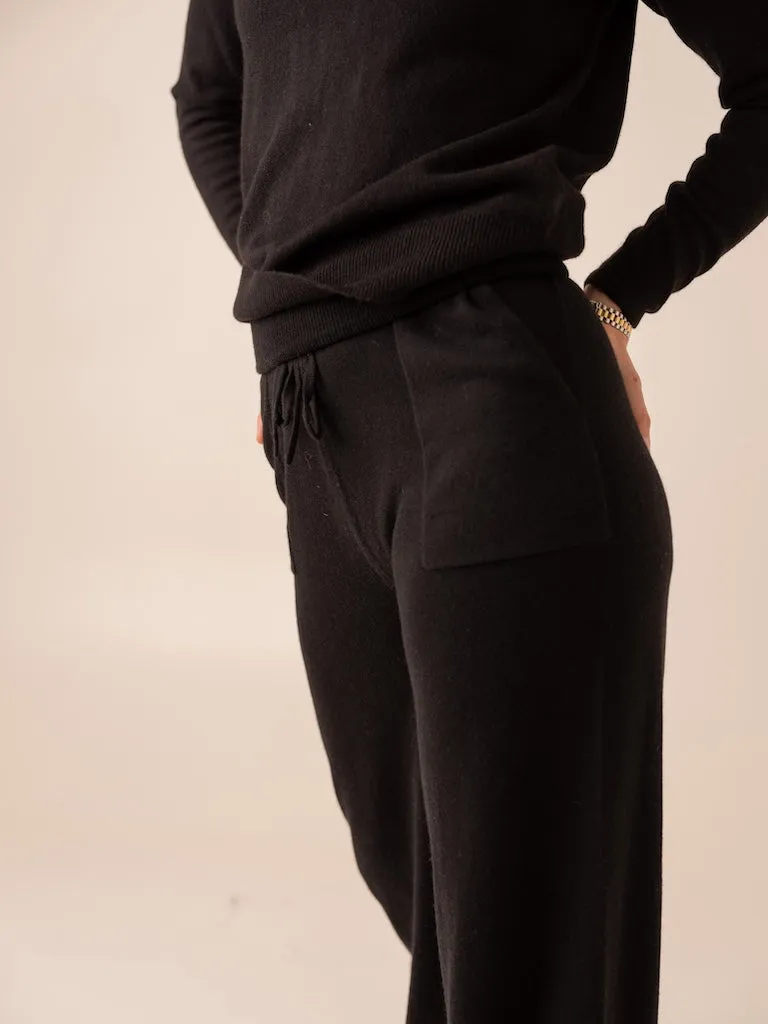 Harpers Emporium Relaxed Wide Leg Cashmere Trouser in Black