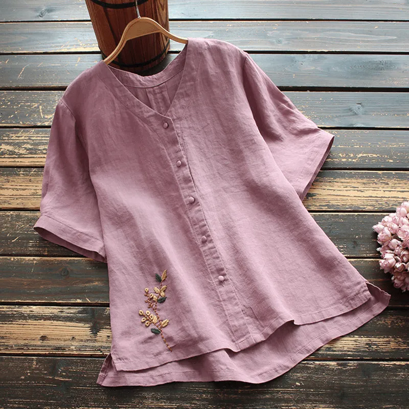 Loose Embroidered V-Neck Short Sleeve T-Shirt