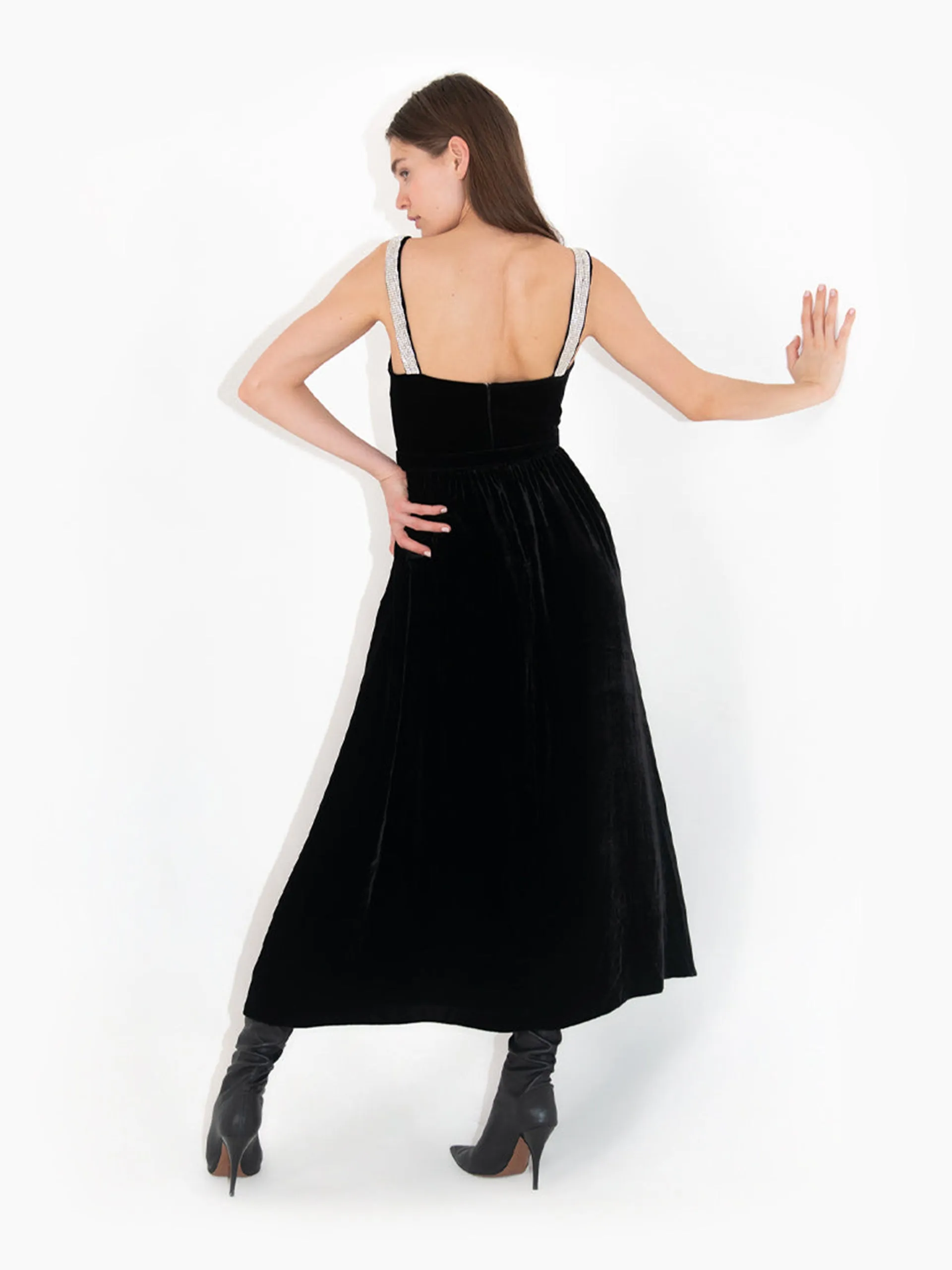 Ninet black velvet midi dress