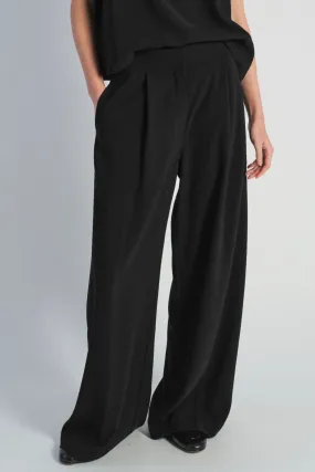 Saint Art New York - Neve Trouser in Black Crepe